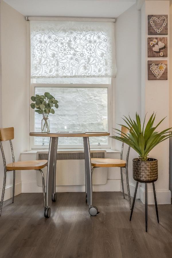 Spacious & Cosy Studio Flat In The Heart Of Edinburgh City Centre Dış mekan fotoğraf